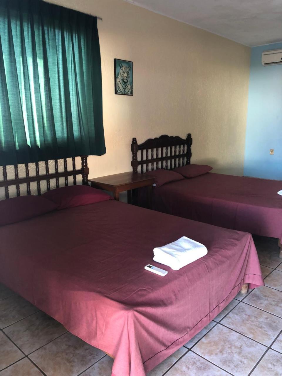 Hotel Rivera Del Rio La Pesca ภายนอก รูปภาพ